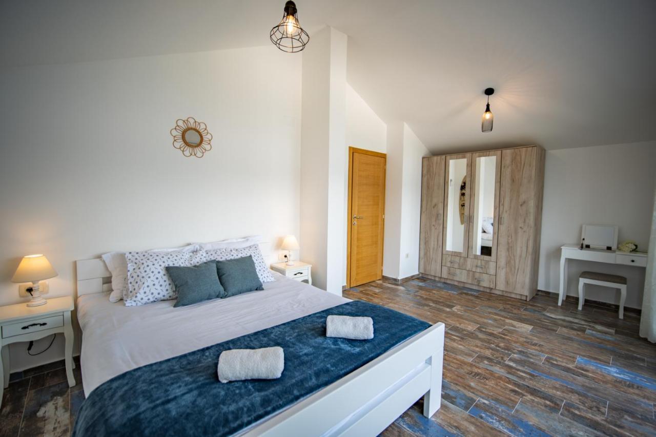 Willa Family House Bjelila Tivat Zewnętrze zdjęcie